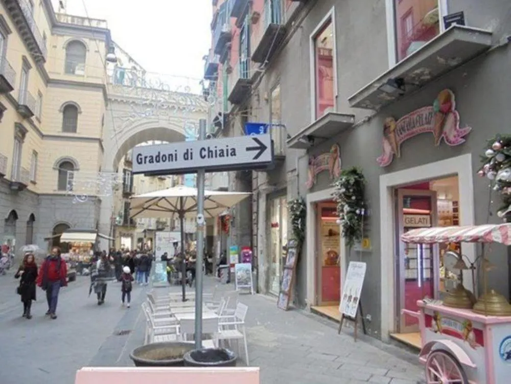 Gradoni Chiaia Holiday Homes Naples